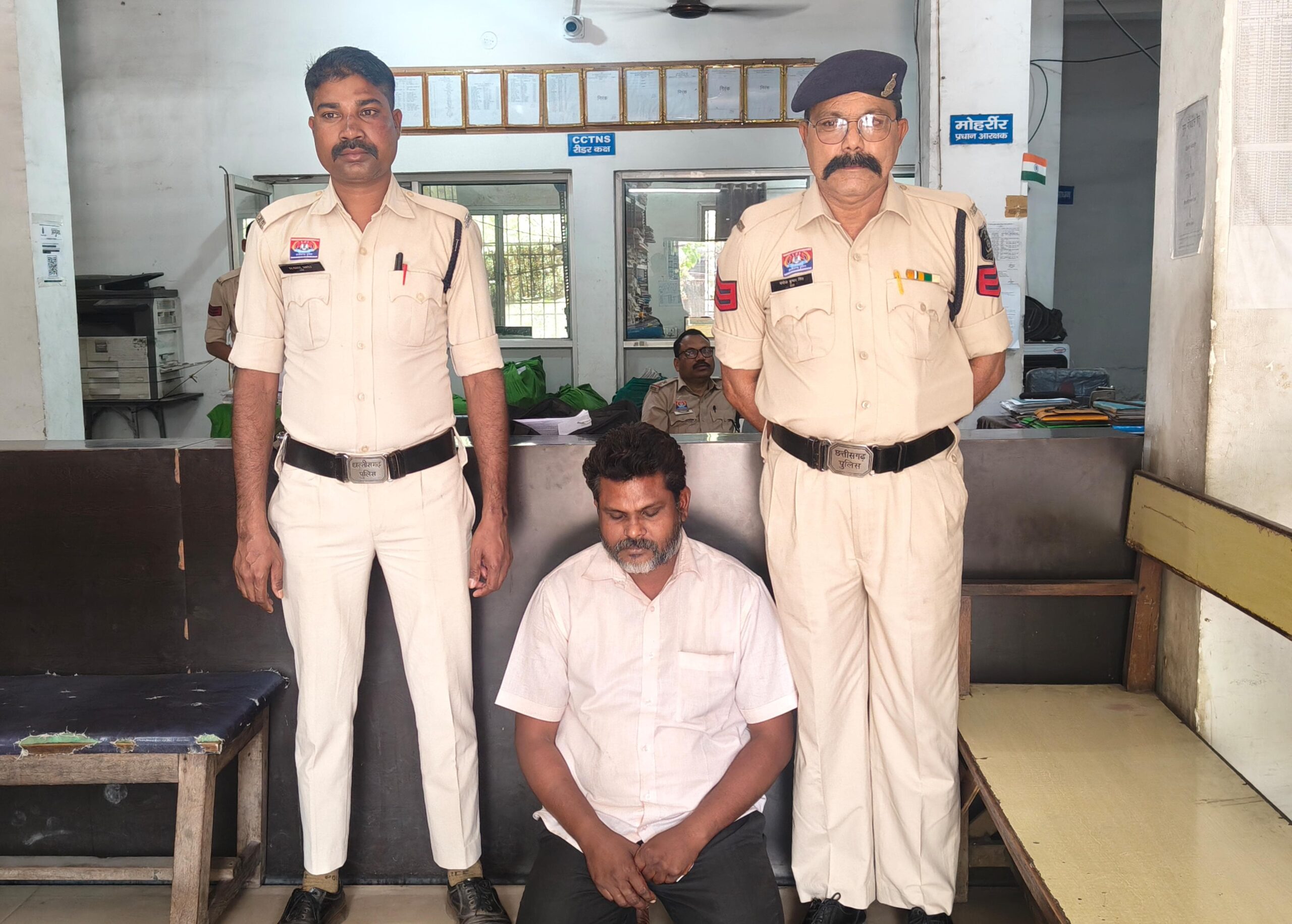 रायगढ़ में ऑपरेशन अंकुश के तहत सट्टा पर कार्रवाई, रेलवे बंगलापारा व बेलादुला में सट्टा के साथ 3 आरोपी गिरफ्तार