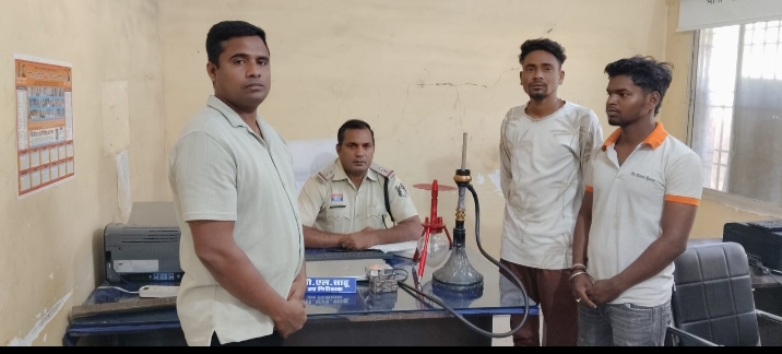 ऑपरेशन “आघात” के तहत रायगढ़ पुलिस की कोटपा एक्ट पर सख्त कार्रवाई, एक ही दिन 80 प्रकरणों में 16,200 रुपये जुर्माना     सम्बलपुरी के *Butterfly bliss* पर रेड हुक्का पिलाते मिले मैनेजर पर कोटपा एक्ट की कार्रवाई