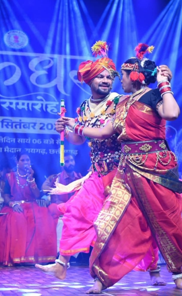 अंतरराष्ट्रीय ख्याति प्राप्त 41वे चक्रधर समारोह में भूपेन्द्र साहू की प्रस्तुति में दिखी छत्तीसगढ़ी लोकसंस्कृति की रंगीन छटा